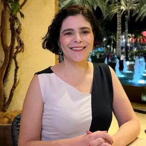 Camila Carvalho Antunes de Oliveira copy